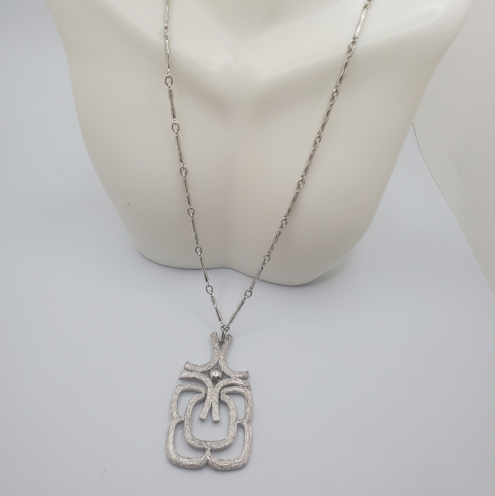 Vintage Avon necklace